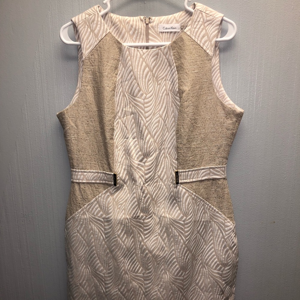 Women’s dress